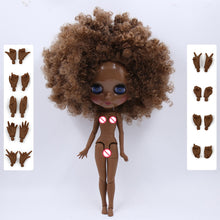 Afropoupée - Poupée noire Fashion Aya cheveux frisés marrons