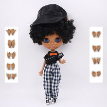 Afropoupée - Poupée noire Fashion Aya avec vêtements fashion et casquette