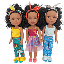 Trois poupées noires neema de face