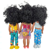 Trois poupées noires neema de dos